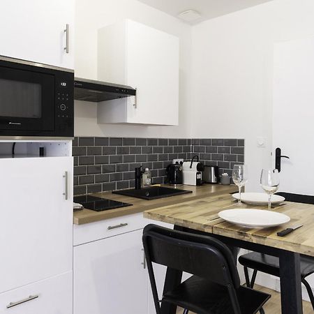 Segre Centre ✰ Studio ✰ 24M² ✰ Cuisne ✰ Wifi ✰ Tout Neuf! Exterior photo