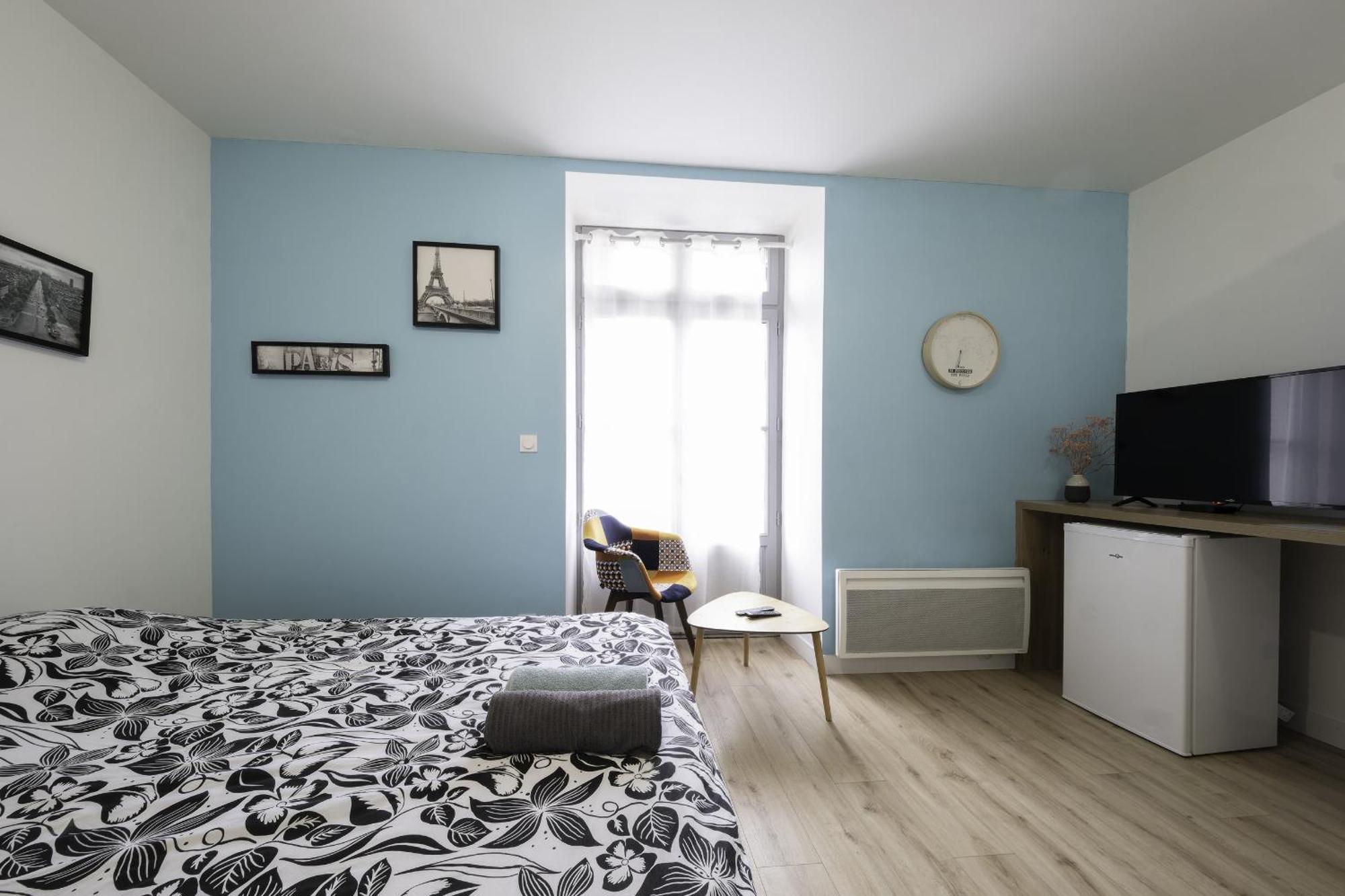 Segre Centre ✰ Studio ✰ 24M² ✰ Cuisne ✰ Wifi ✰ Tout Neuf! Exterior photo
